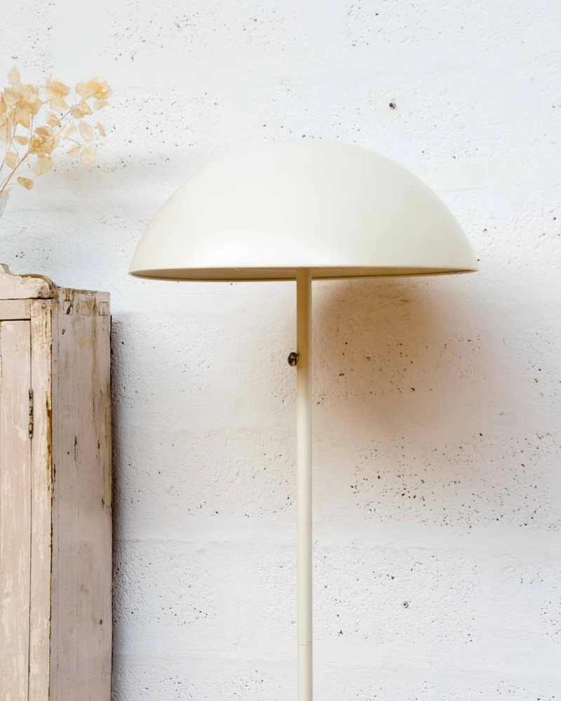 Julien, le lampadaire en métal blanc N°396