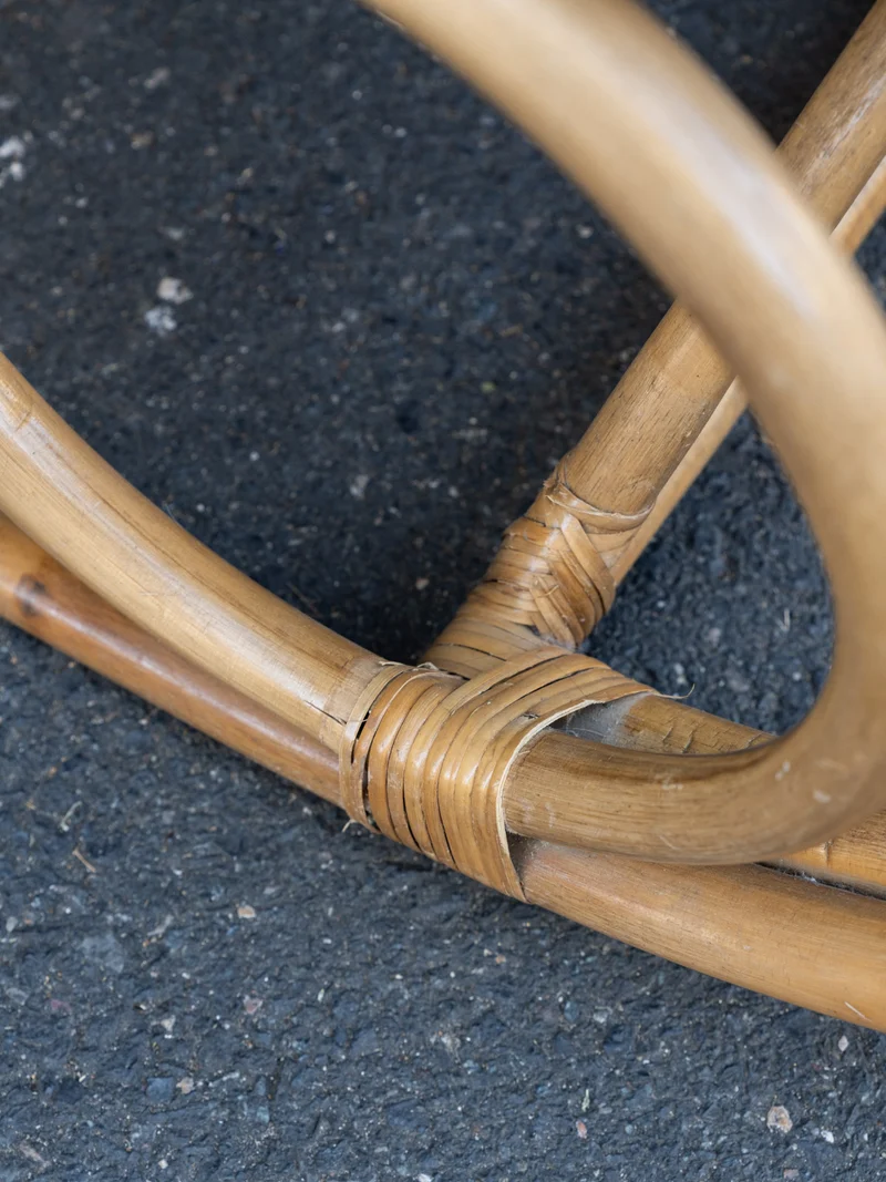 Alibert, le rocking-chair vintage en rotin N°102