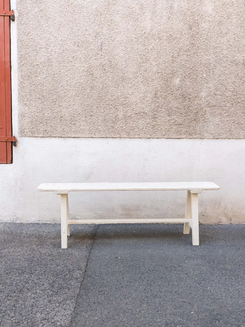 Antoine, le banc en bois blanc N°513