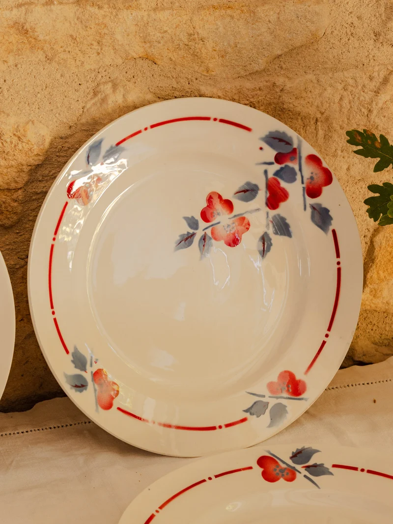 Antoinette, le lot de 4 assiettes en faïence N°345