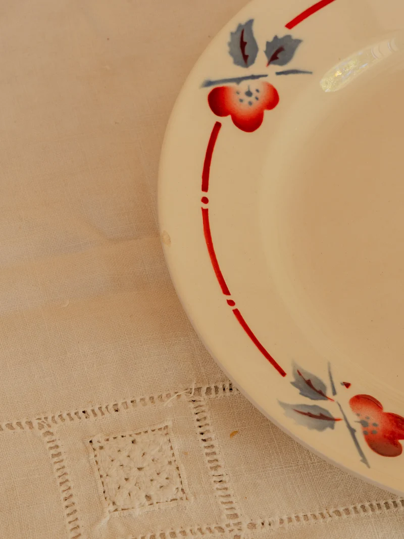 Antoinette, le lot de 4 assiettes en faïence N°345
