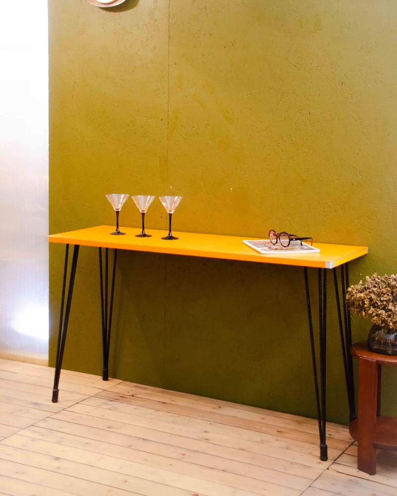 Hanna, la console en formica N°1546