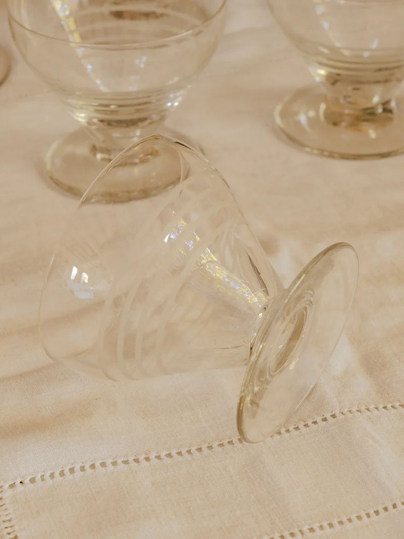 Nestor, le lot de 9 petites coupelles en verre N°749