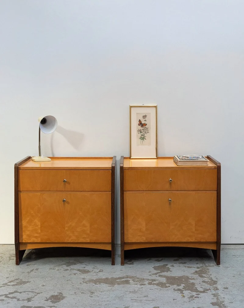 Maïa, la paire de tables de chevet bicolores N°1555