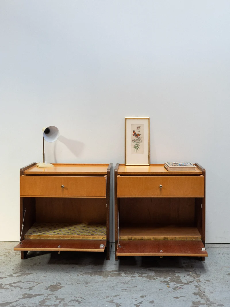 Maïa, la paire de tables de chevet bicolores N°1555