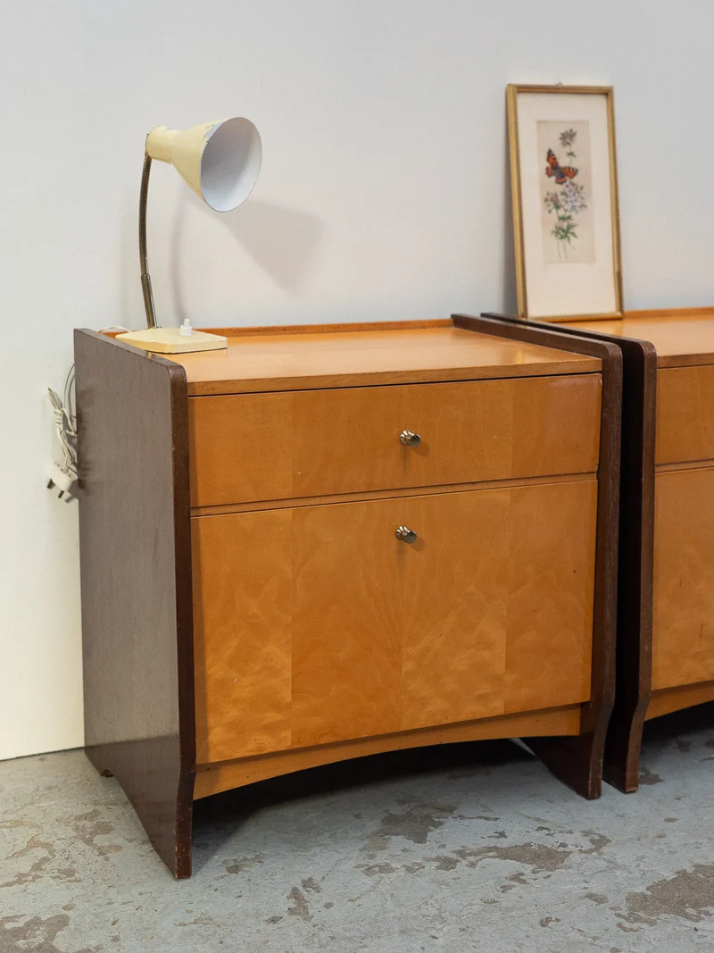 Maïa, la paire de tables de chevet bicolores N°1555