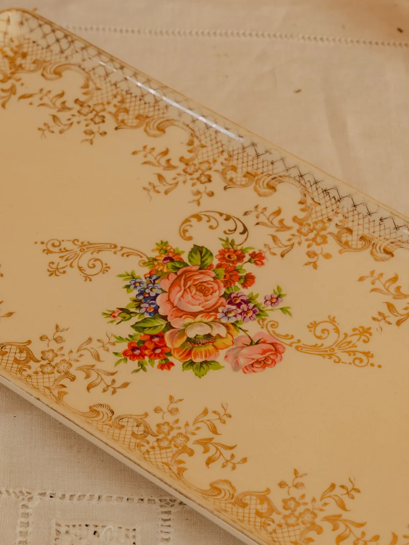 Nestor, le plat et la pelle à tarte en porcelaine N°768