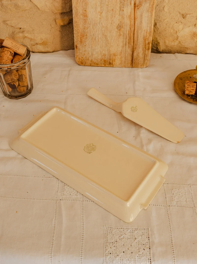 Nestor, le plat et la pelle à tarte en porcelaine N°768