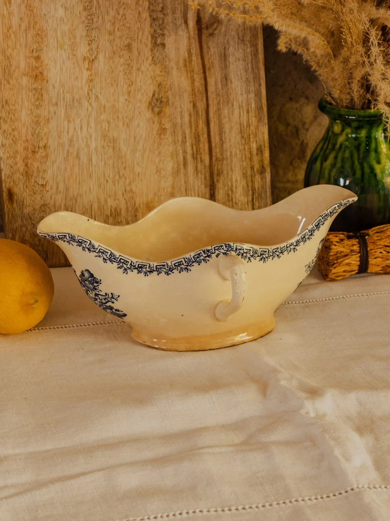 Nestor, la saucière en faïence N°754
