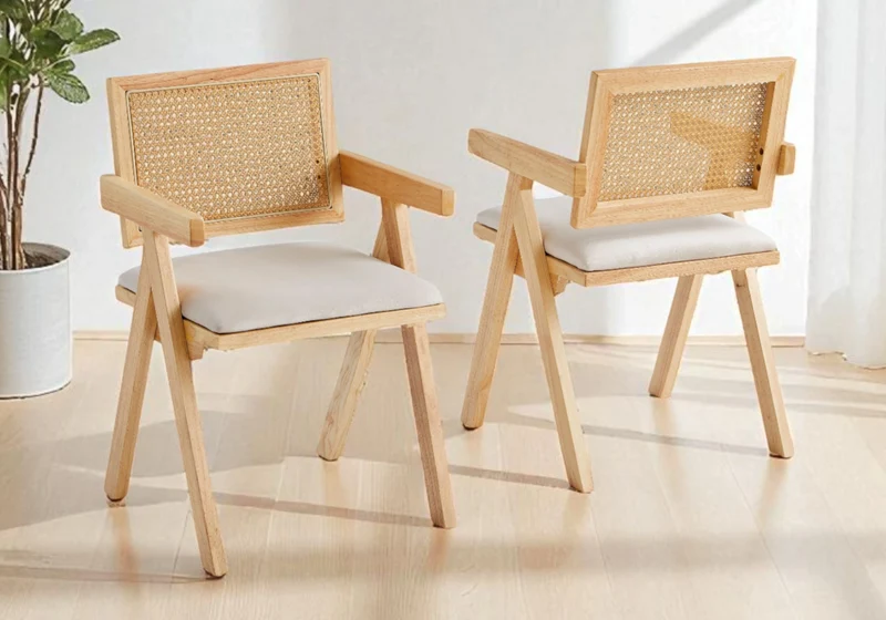 Ensemble table ronde travertin et chaises cannage - Lumia