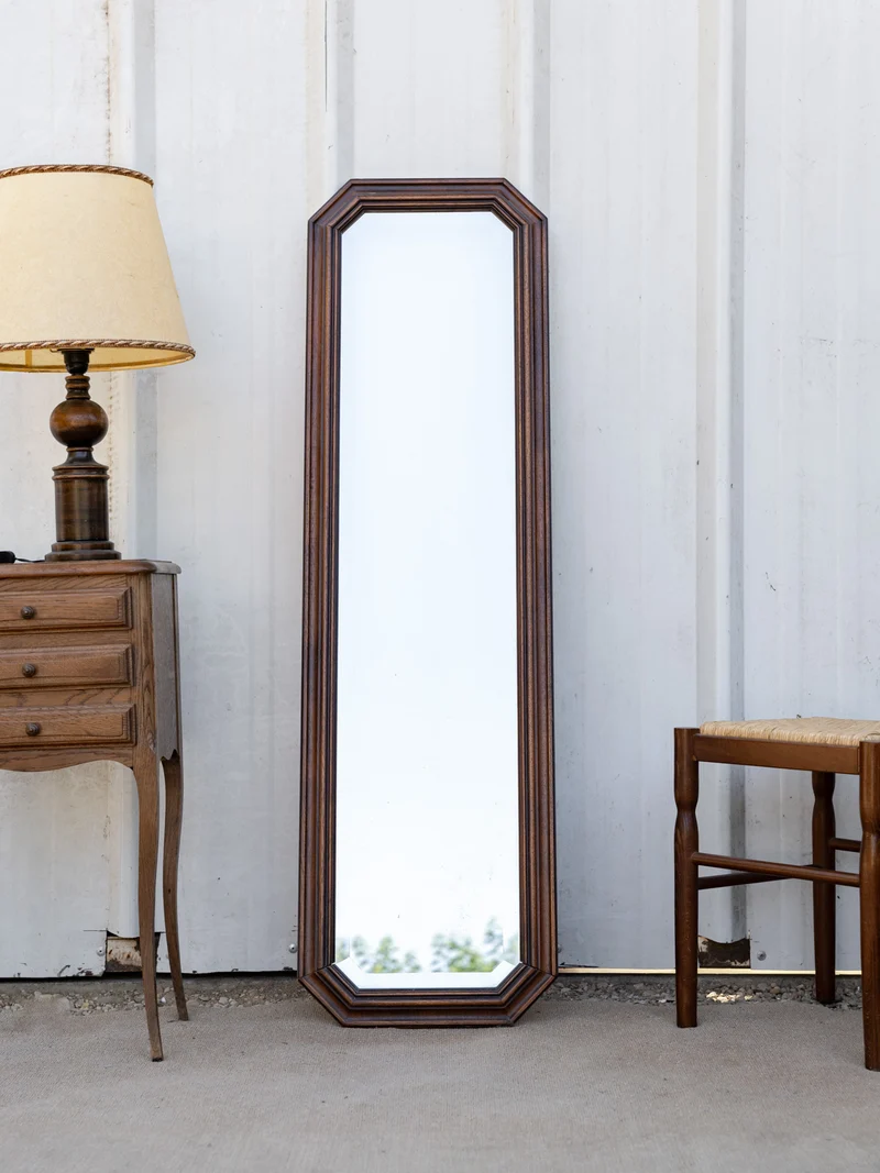 Georges, le grand miroir vertical biseauté en bois foncé N°1361
