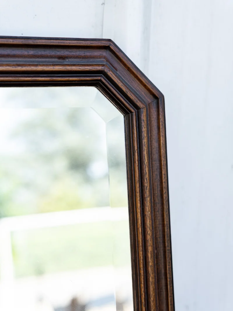 Georges, le grand miroir vertical biseauté en bois foncé N°1361