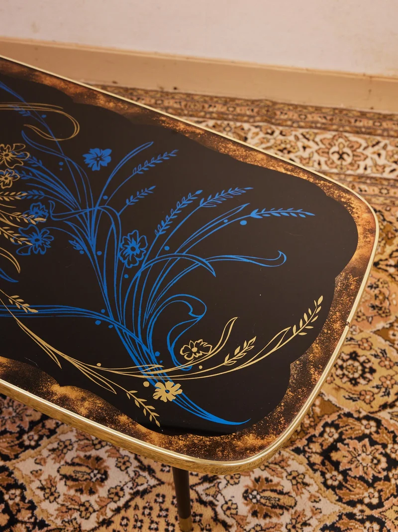 Donna, la table basse en verre N°1544