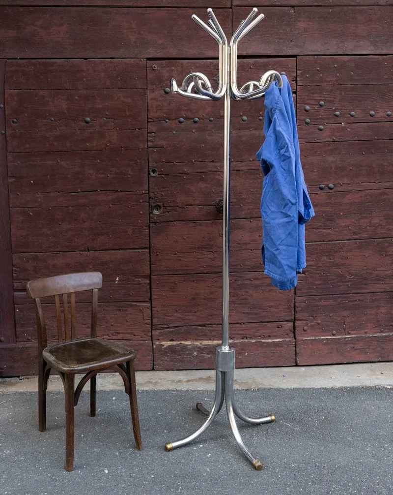Max, le porte-manteau vintage 70's en métal chromé N°471