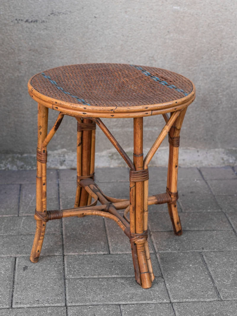 Regis, le tabouret en rotin N°1546