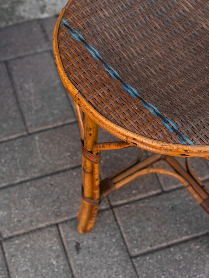 Regis, le tabouret en rotin N°1546