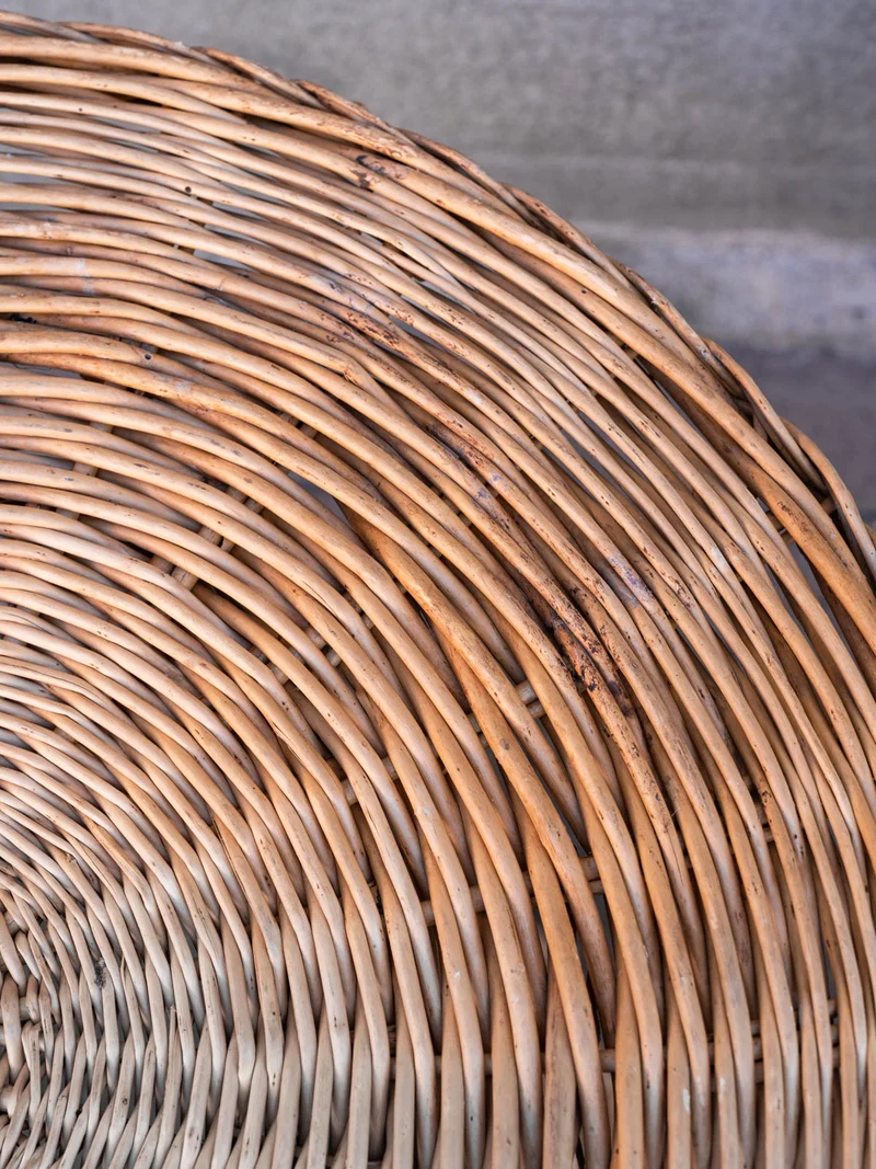 Francine, la table d'appoint ronde en rotin N°1545