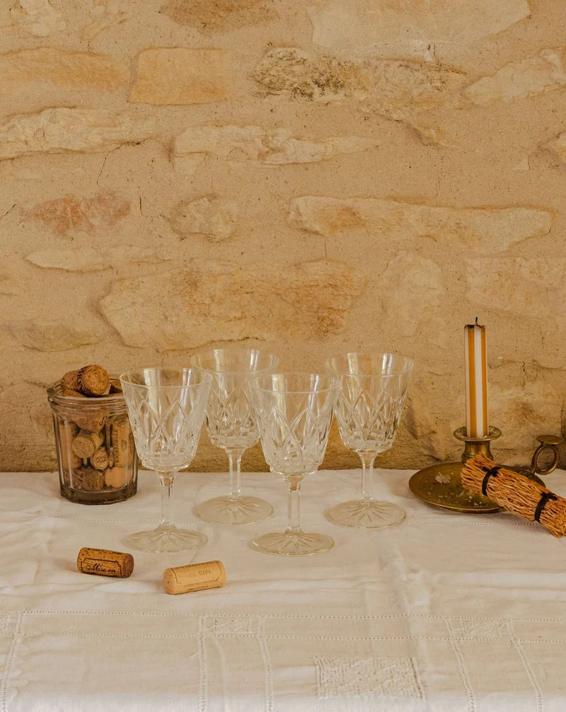 Eugène, le lot de 4 verres à pieds en verre N°248