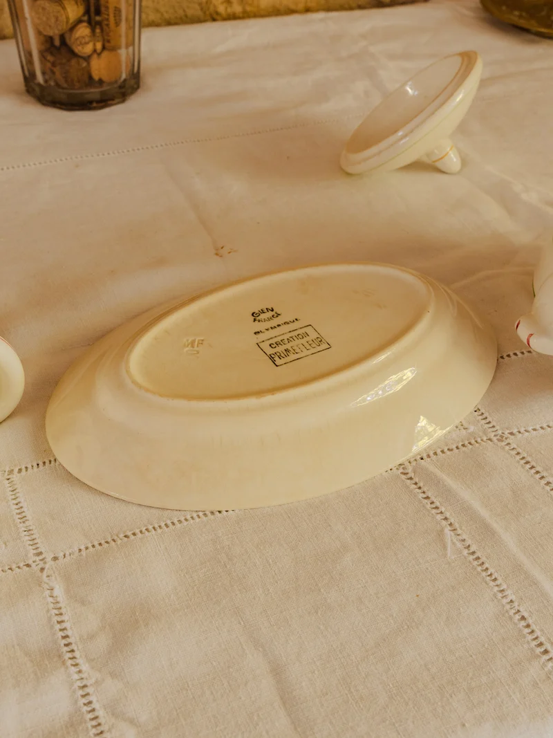 Nestor, le service de vaisselle en faïence N°751