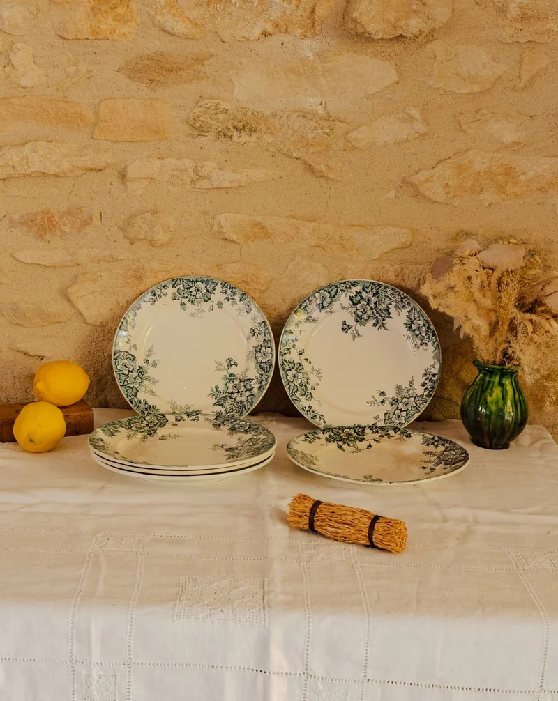 Antoinette, le lot de 6 assiettes en faïence N°337