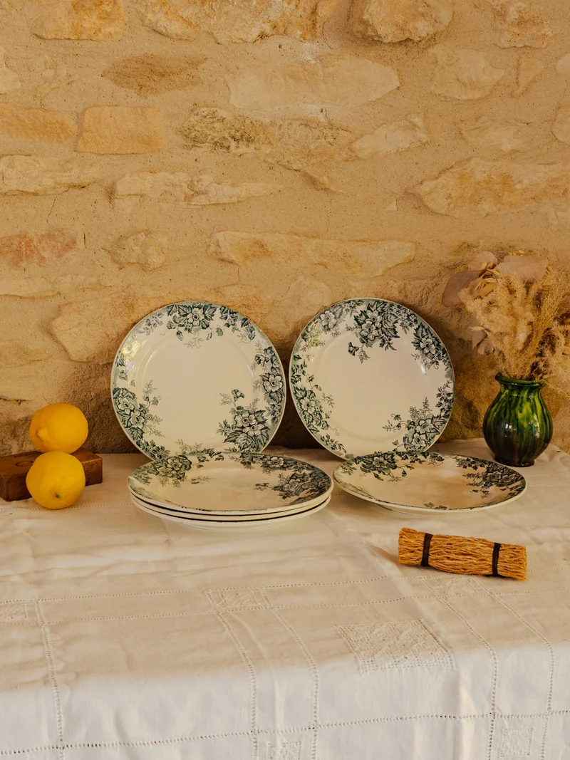 Antoinette, le lot de 6 assiettes en faïence N°337