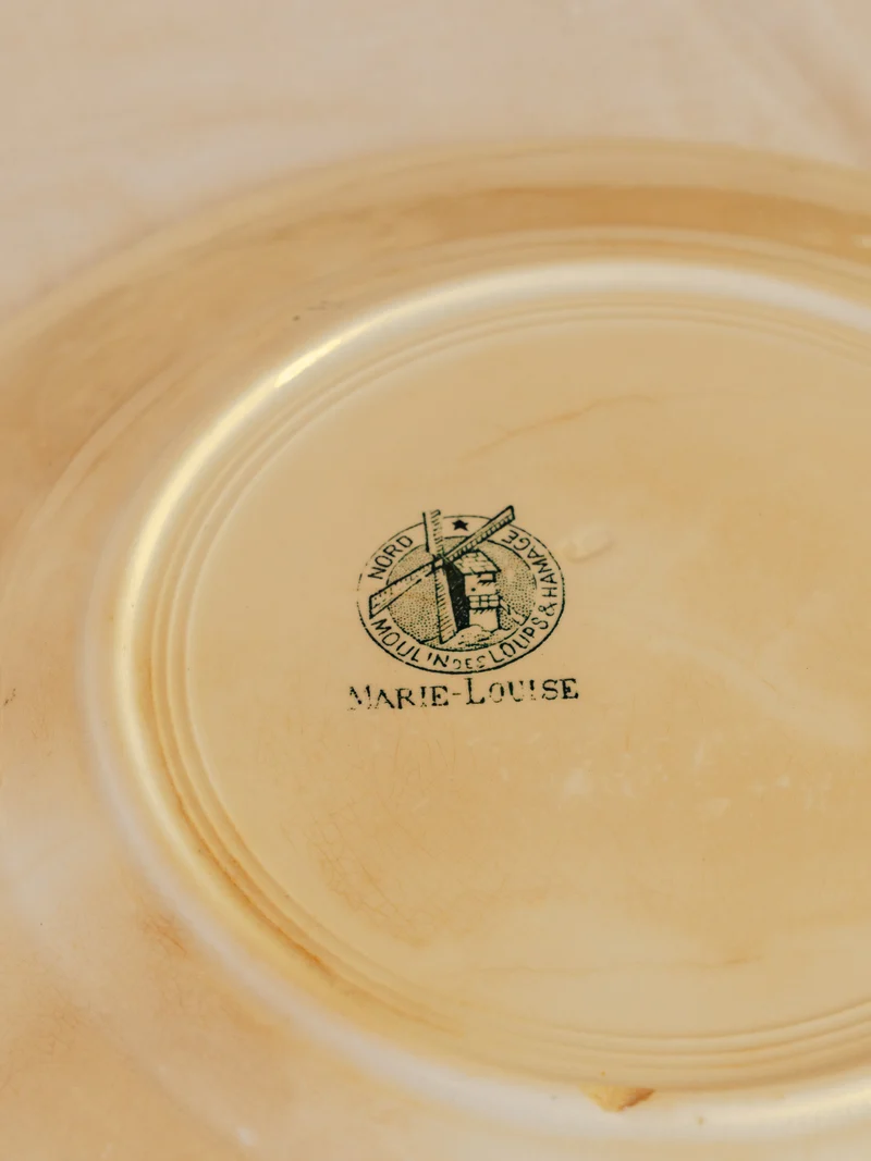 Antoinette, le lot de 6 assiettes en faïence N°337