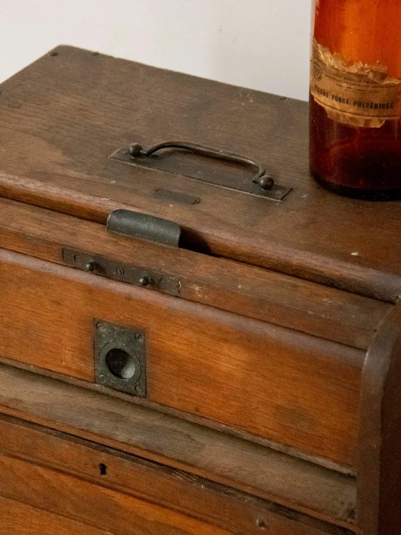 Fernand, le meuble de métier aux multiples rangements N°437
