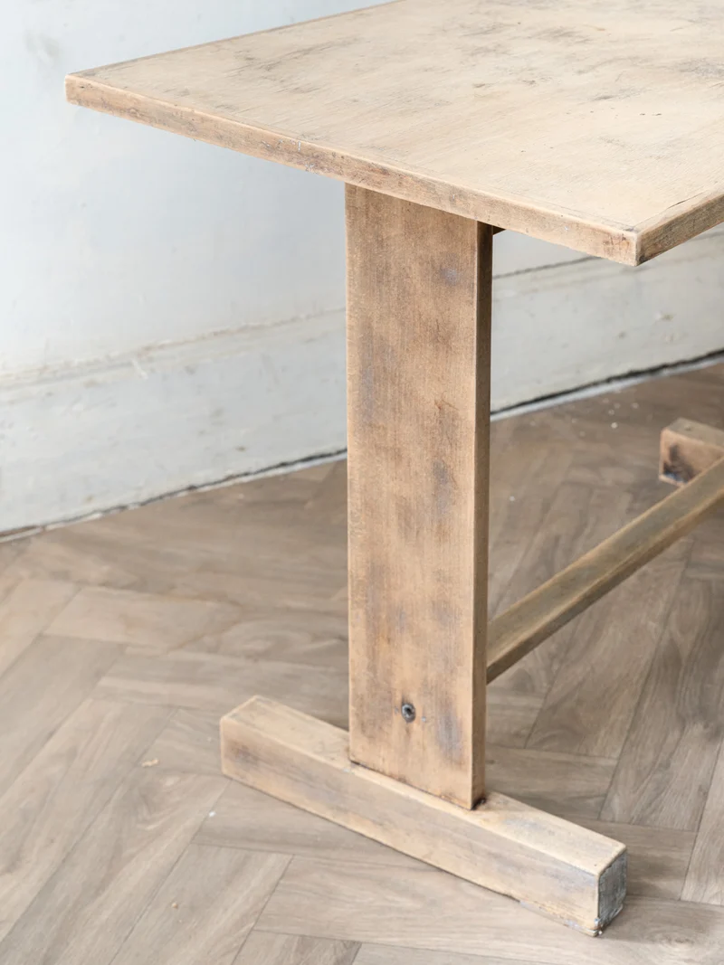 Denise, la table à manger en bois N°1194