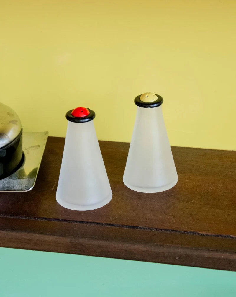 Nestor, le lot de salière et poivrière au design italien N°772