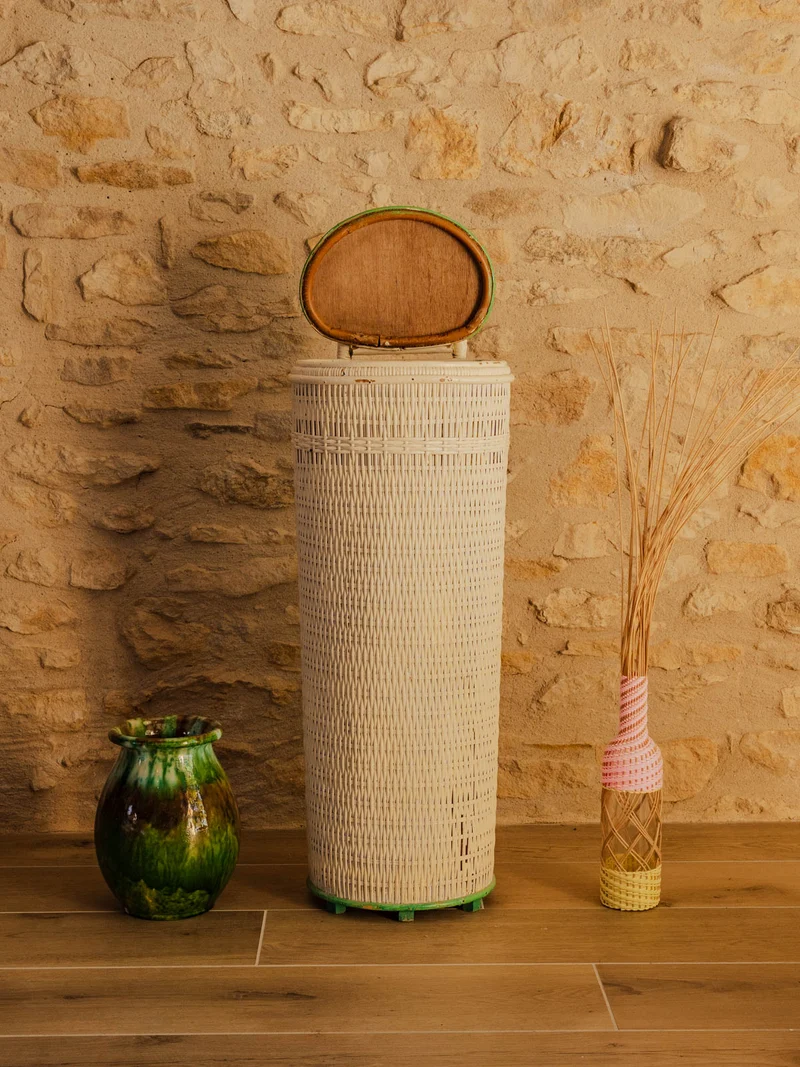 Ambroise, le porte-parapluies en osier blanc N°977