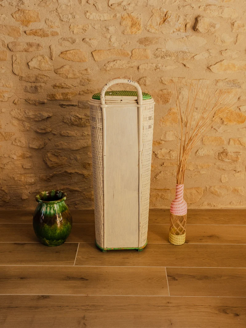 Ambroise, le porte-parapluies en osier blanc N°977