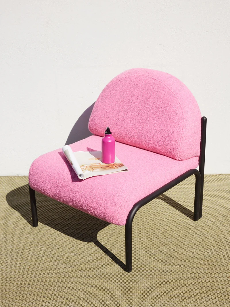 Jakob, le fauteuil rose bonbon N°1354
