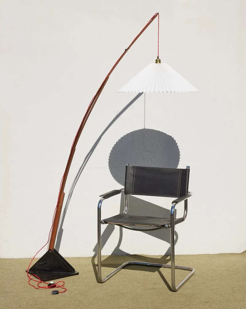 Julien, le lampadaire en bois N°395