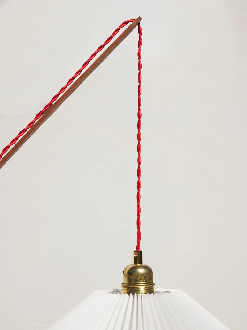 Julien, le lampadaire en bois N°395