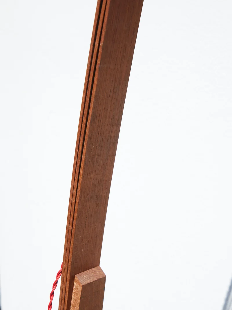 Julien, le lampadaire en bois N°395