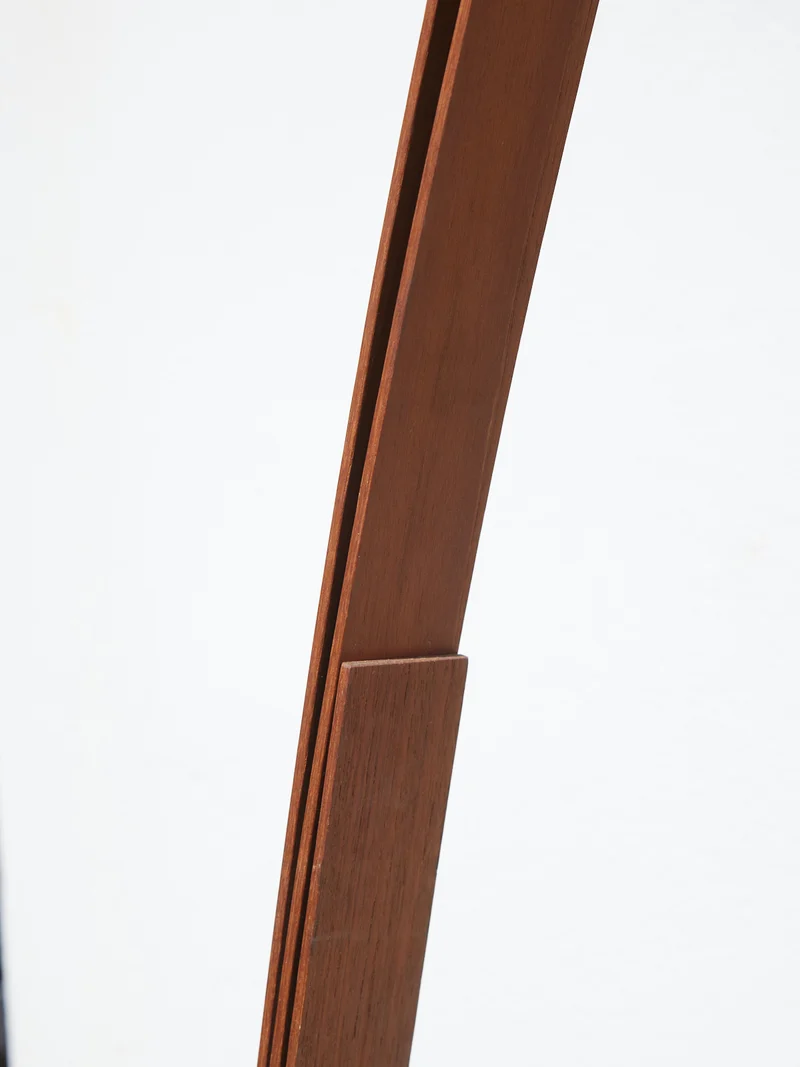 Julien, le lampadaire en bois N°395