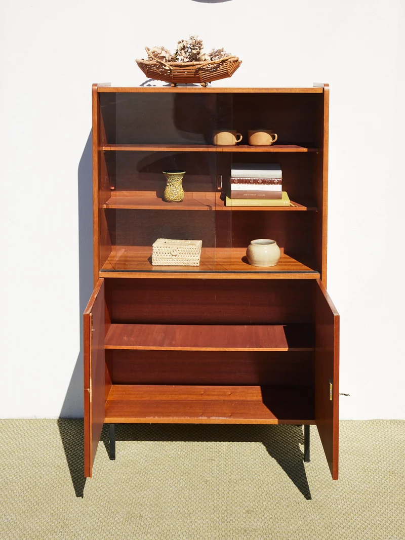 Victoria, la vitrine vintage en bois N°1340