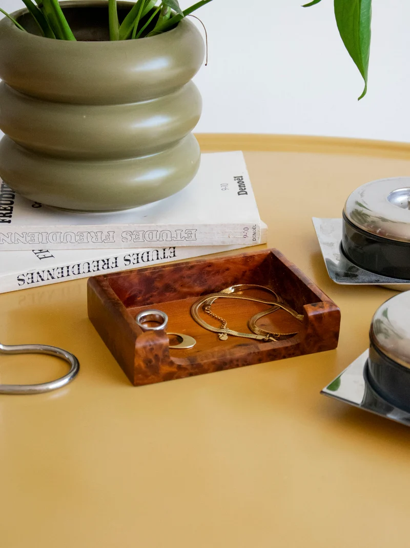 Alexis, le vide-poches en bois d'orme N°26