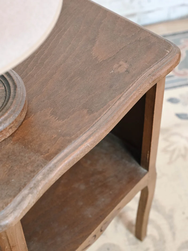 Odile, la table de chevet en bois massif N°1532
