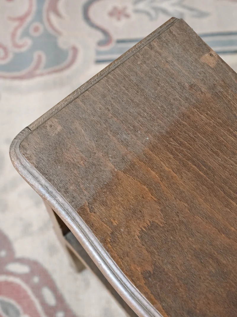 Odile, la table de chevet en bois massif N°1532