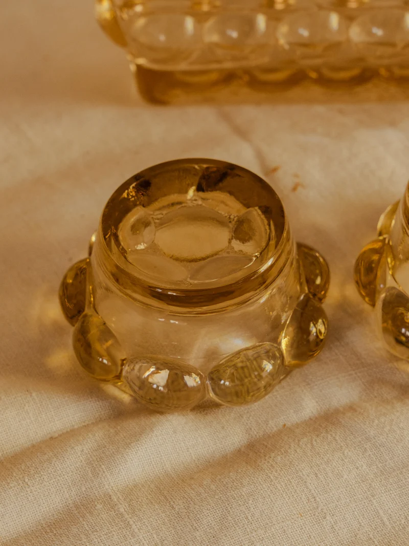 Nestor, le service de vaisselle en pâte de verre jaune N°759