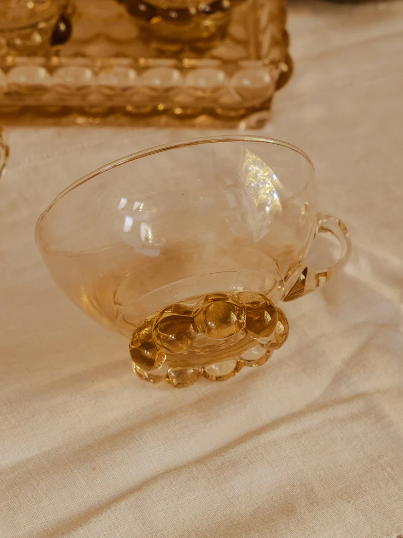 Nestor, le service de vaisselle en pâte de verre jaune N°759