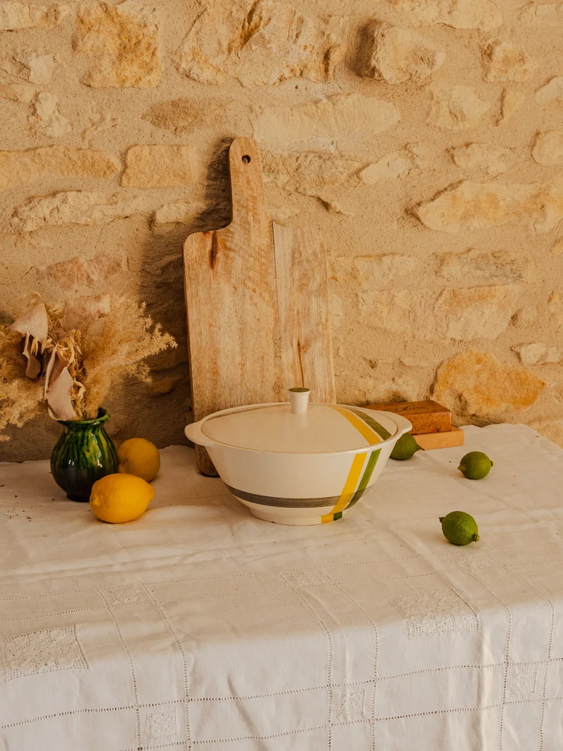 Nestor, la soupière en faïence N°766