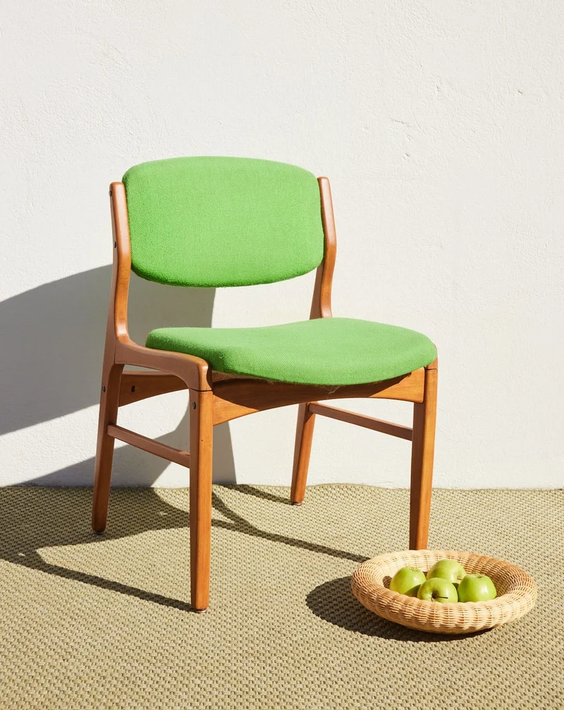 Alma, la chaise scandinave verte N°1927