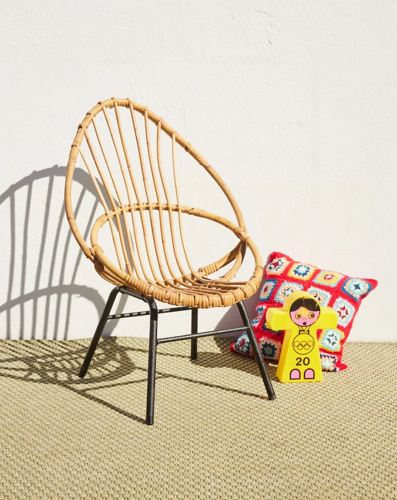 Ernestine, la chaise pour enfant en rotin N°1339