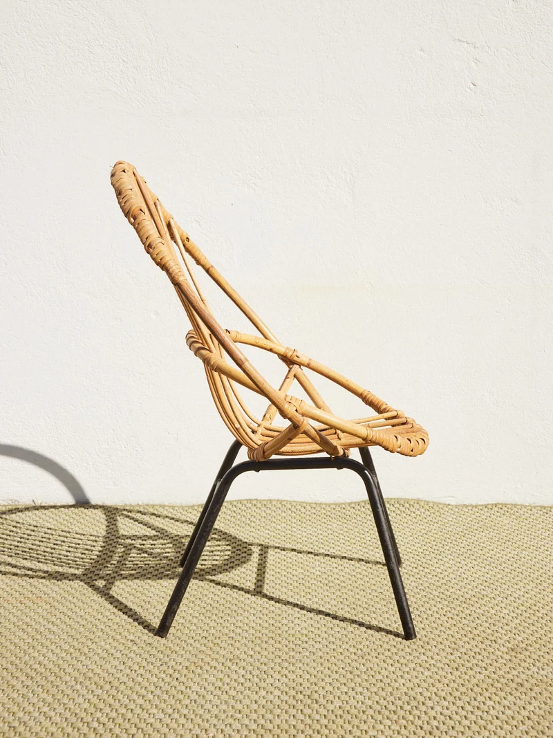 Ernestine, la chaise pour enfant en rotin N°1339