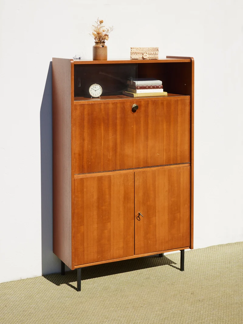 Victoria, la vitrine vintage en bois N°1341