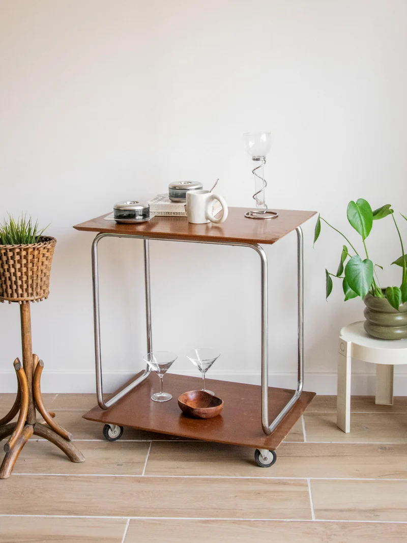 Anouk, la desserte en inox et formica N°394