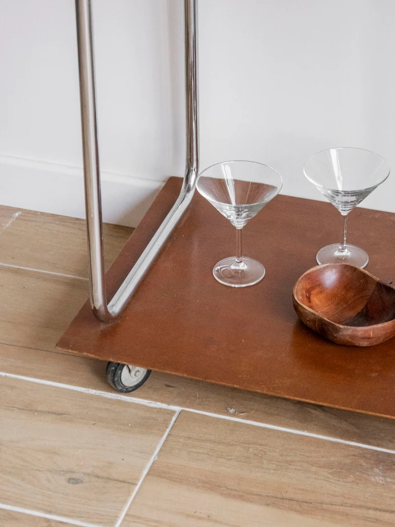 Anouk, la desserte en inox et formica N°394