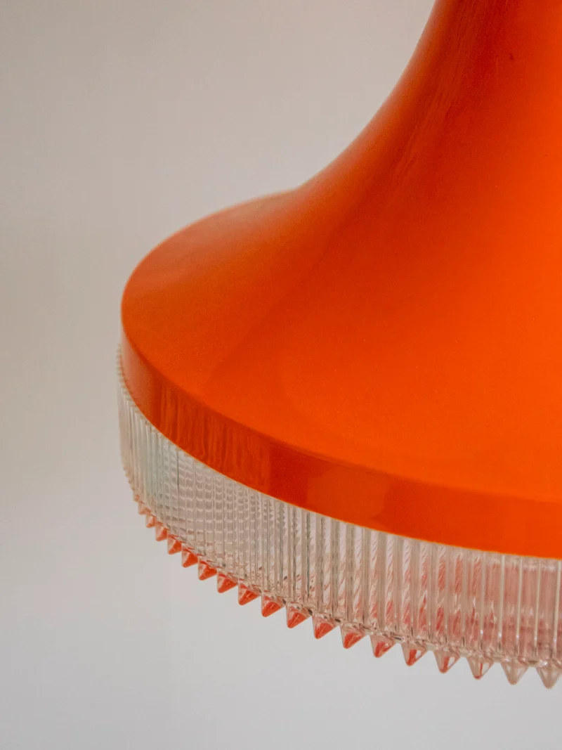 Sonia, la suspension en plexiglass orange N°312